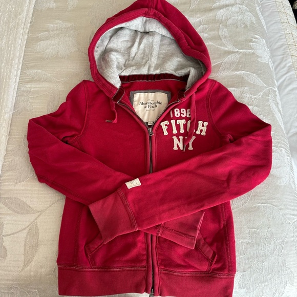 Abercrombie & Fitch Sweatshirt Size S - Picture 1 of 2